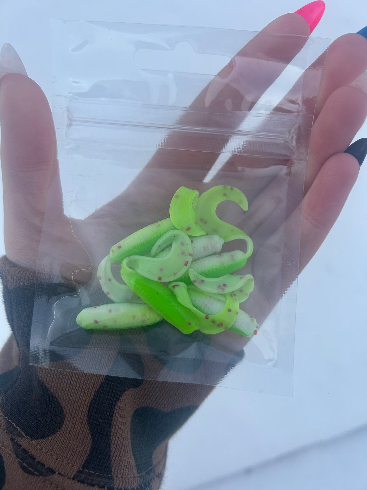 Holly Jolly Curly Tail Grub (UV Glow)